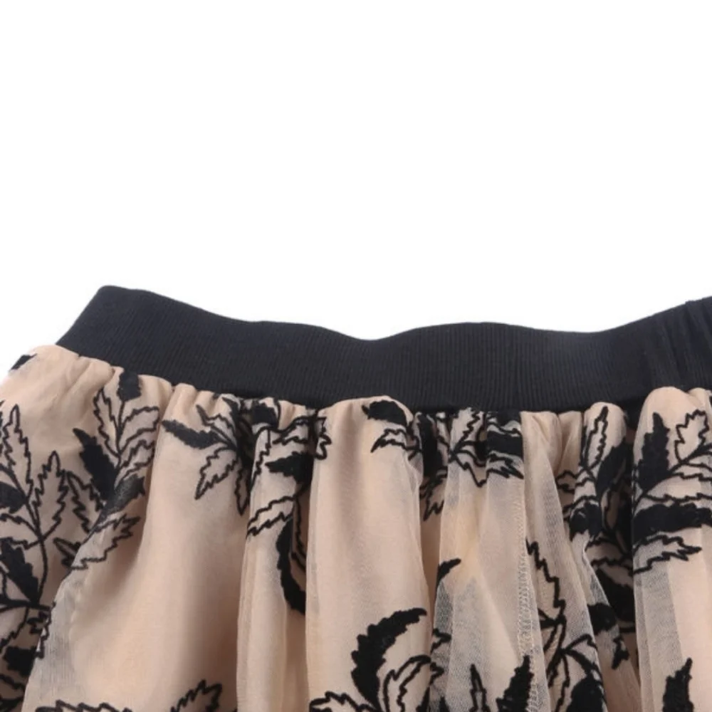 💟RESTOCKED💟 Floral Leaves Embroidered Maxi Skirt - Picture 6 of 12